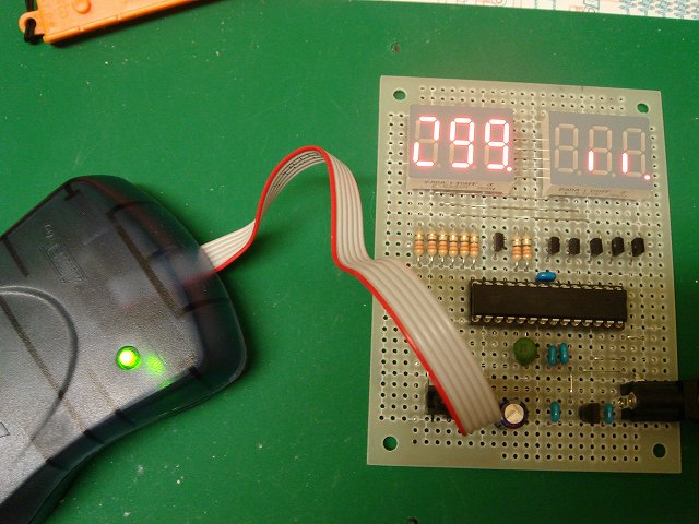 AVR温度計・湿度計1