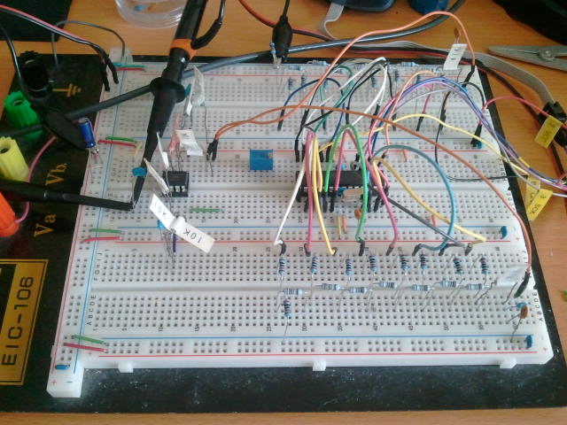 AVR-DDSツートーンジェネレーターの開発