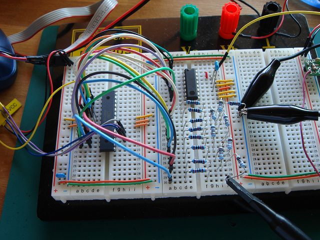 AD558JNとR-2Rラダー抵抗によるDACの比較