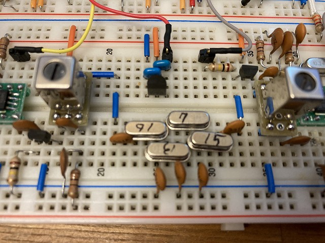 ブレッドボード7MHz-QRP-CWトランシーバー　クリスタルフィルター