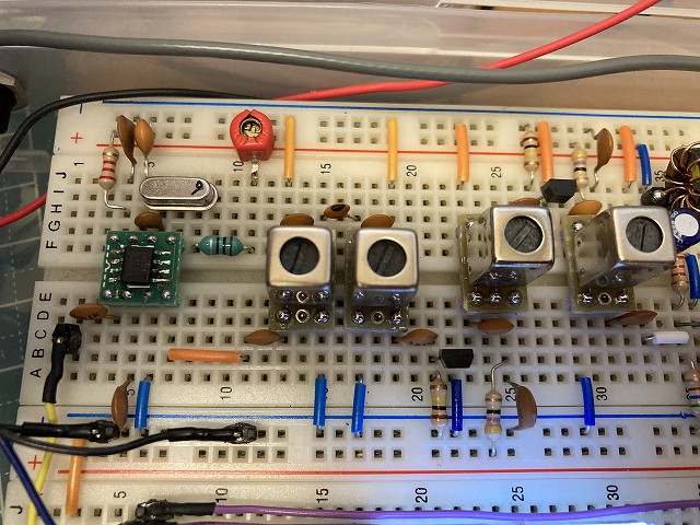 ブレッドボード7MHz-QRP-CWトランシーバー　バンドパスフィルタ