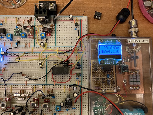 ブレッドボード28MHz-QRP-AMトランシーバー