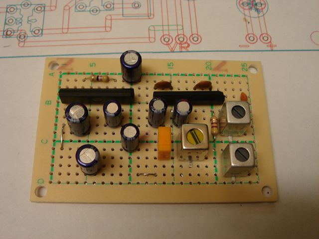 2ポリバリコン　2ICスーパーヘテロダイン短波ラジオ基板表